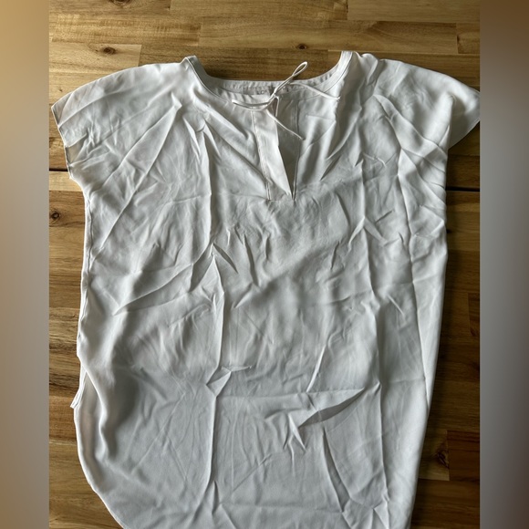 LOFT white shirt with ties. - Picture 2 of 5